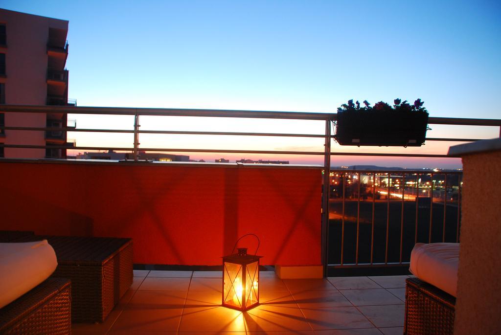 A Nice Place To Stay Apartments Prague Exterior photo